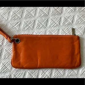 HOBO International Vida Wristlet Clutch